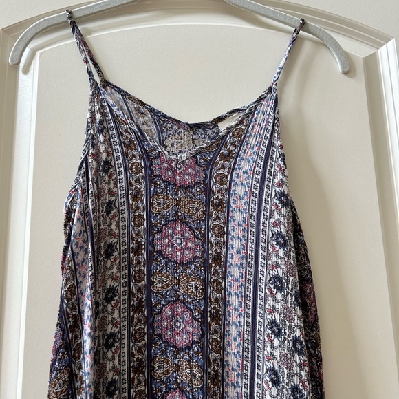 Knox Rose slip dress. Spaghetti strap. V neck. High/low hem. EUC. Hippie. Boho - Picture 9 of 11